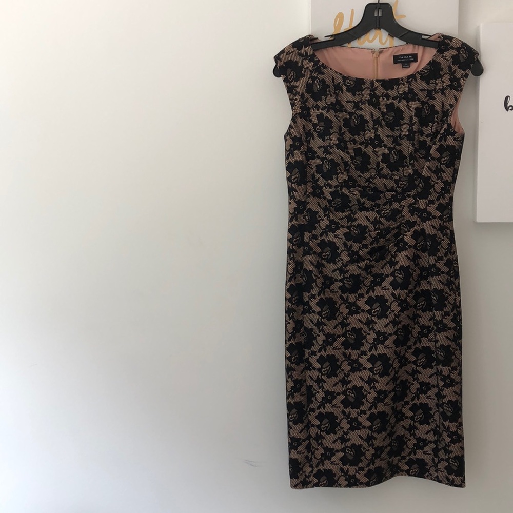 NWT Tahari ASL Lace Boatneck Ruched Dress